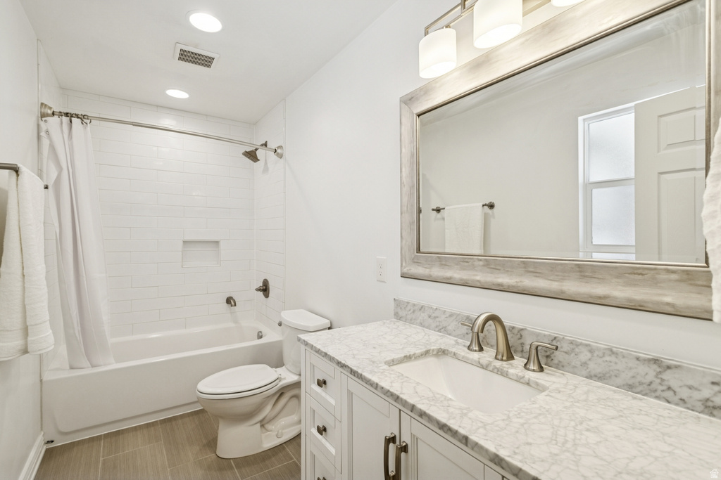 3270 E MAJESTIC DR Salt Lake City, UT 84124