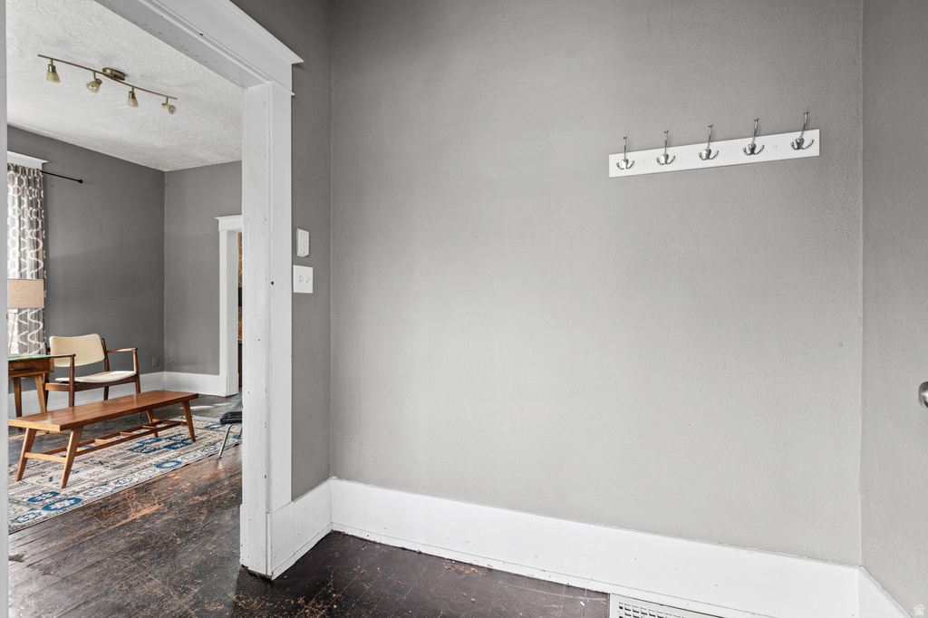 3021 S PORTER AVE Ogden, UT 84403