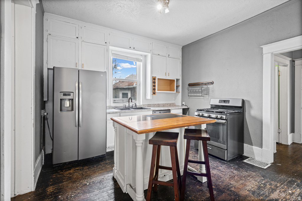 3021 S PORTER AVE Ogden, UT 84403