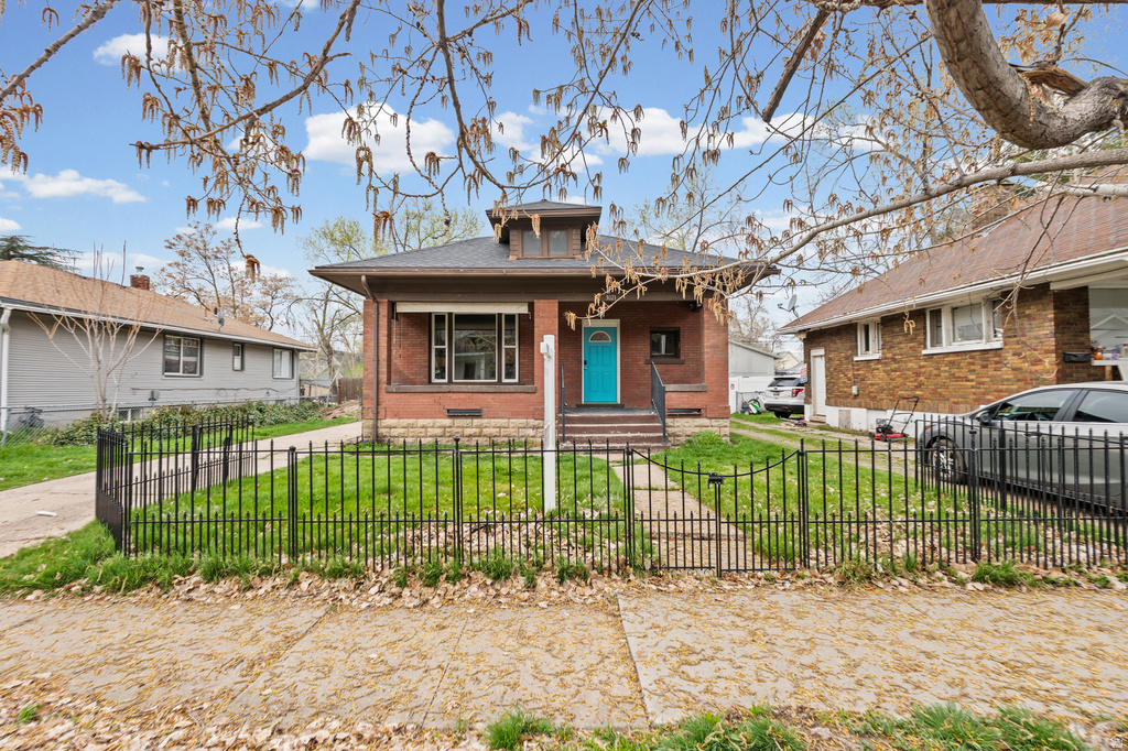 3021 S PORTER AVE Ogden, UT 84403