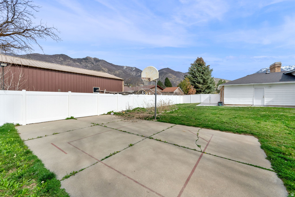 6183 S 2375 E South Ogden, UT 84403