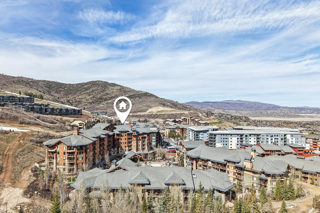3540 N ESCALA CT #225 Park City, UT 84098