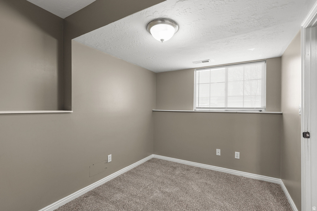 2493 W 1850 N Clinton, UT 84015