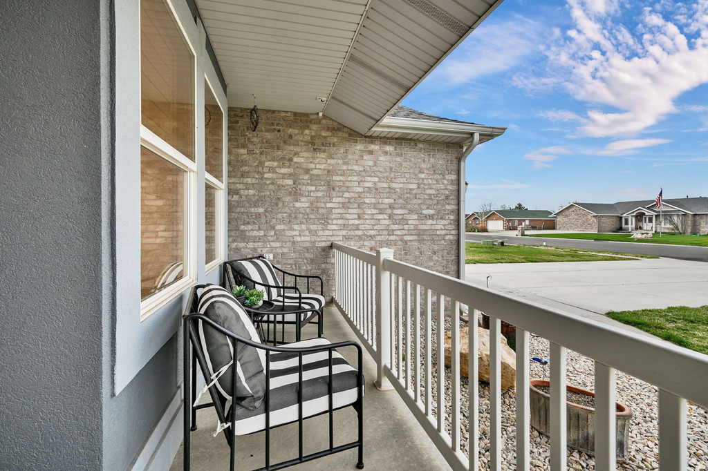 1718 N 2850 W Plain City, UT 84404