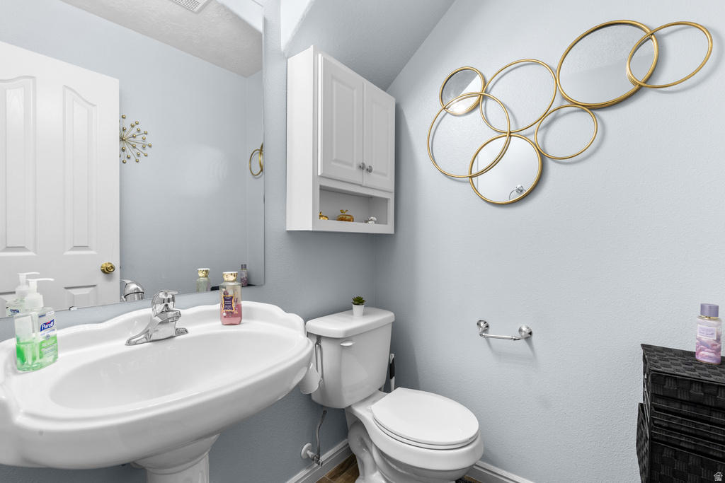 6852 W BAMBURGH WAY West Valley City, UT 84128