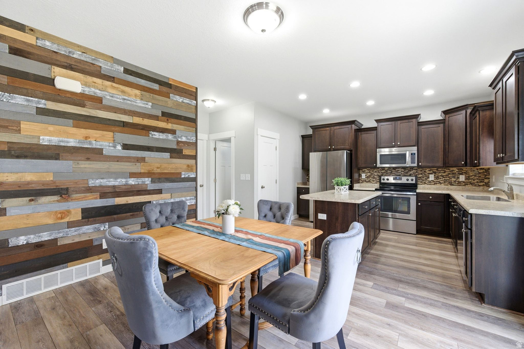 5408 W CHERRY BREEZE CT Herriman, UT 84096