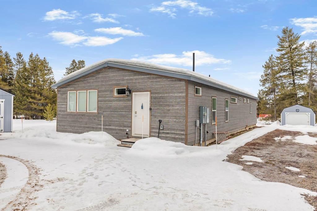 3544 BROWNING RD Island Park, ID 83429