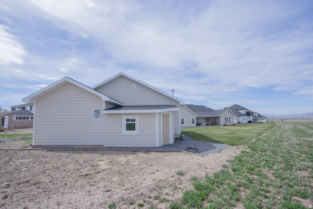 151 W 525 N Hyde Park, UT 84318