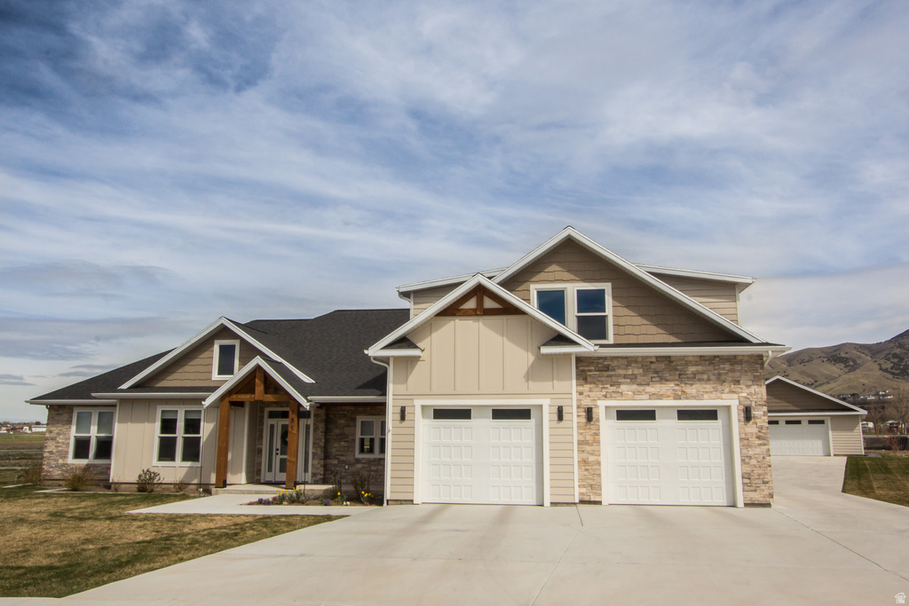 151 W 525 N Hyde Park, UT 84318