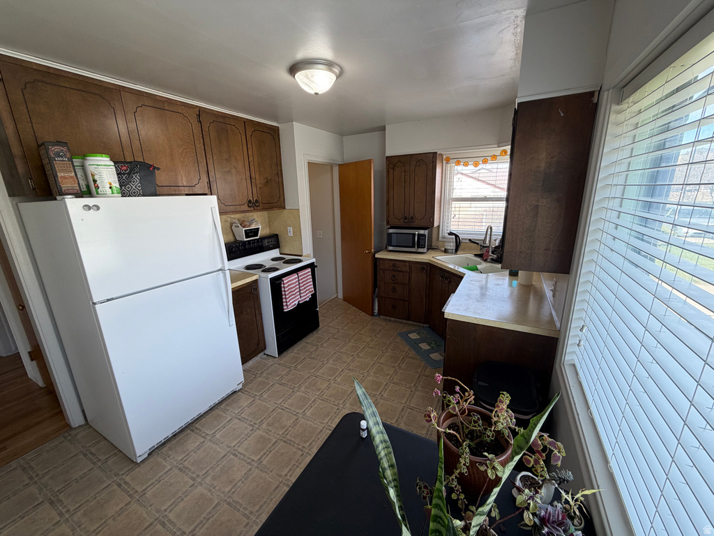 909 EVERGREEN DR Logan, UT 84321