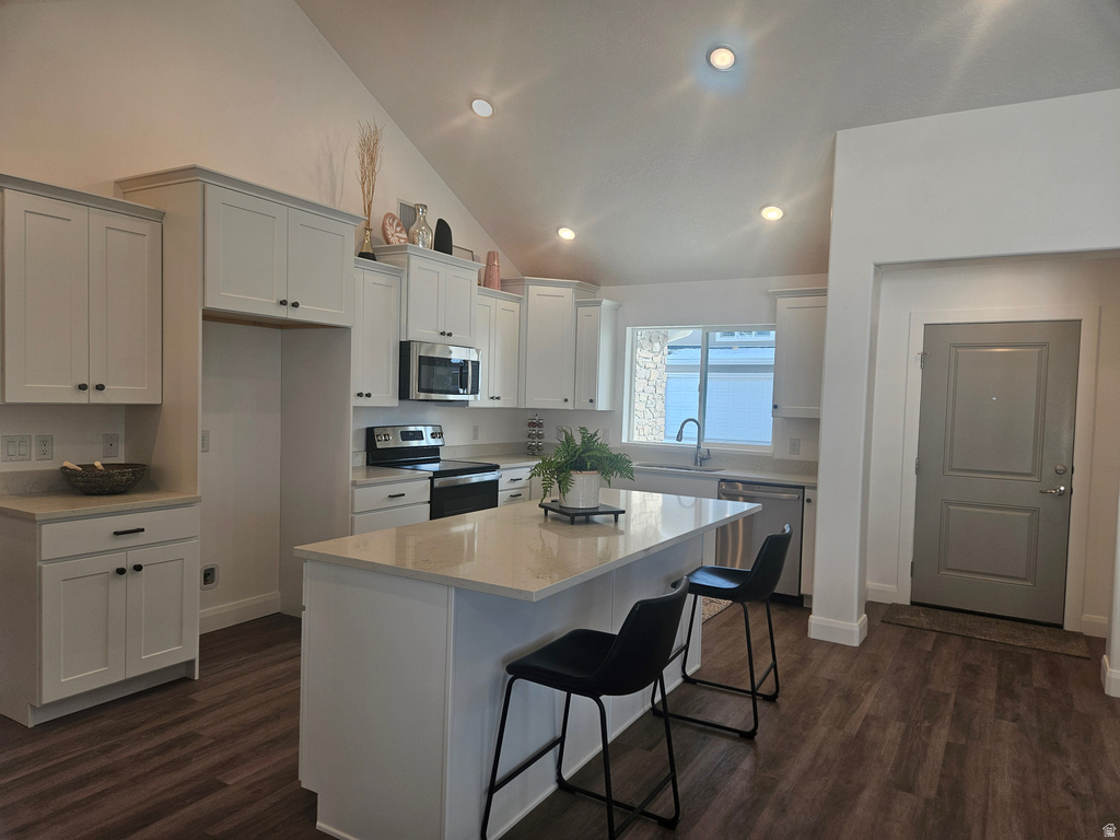 832 N 250 ST #B Tooele, UT 84074