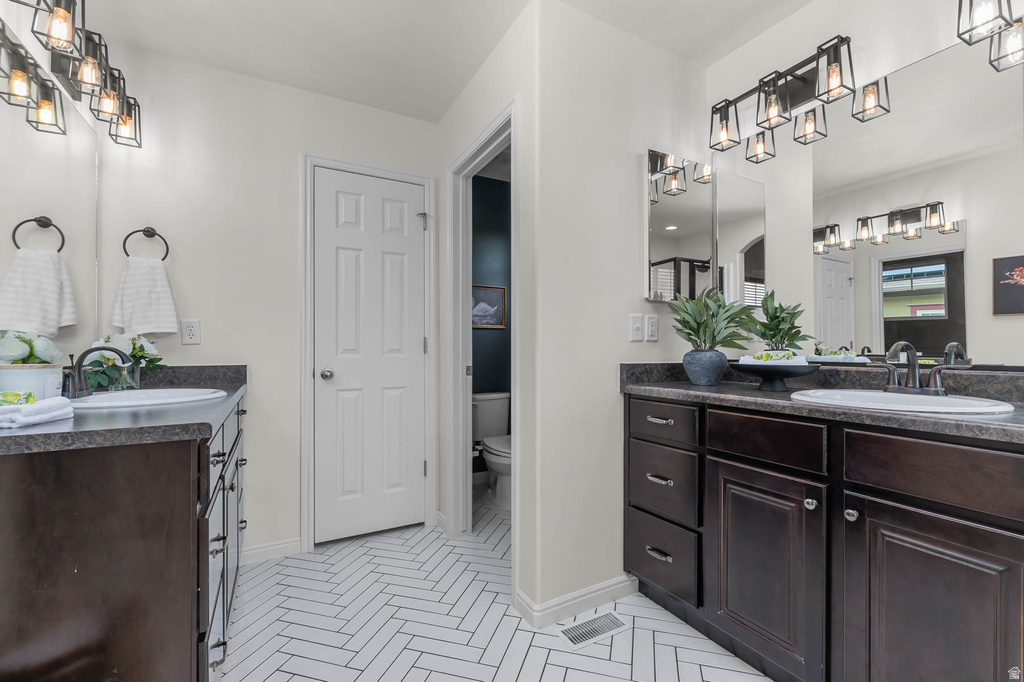 11097 S TOPVIEW RD South Jordan, UT 84009