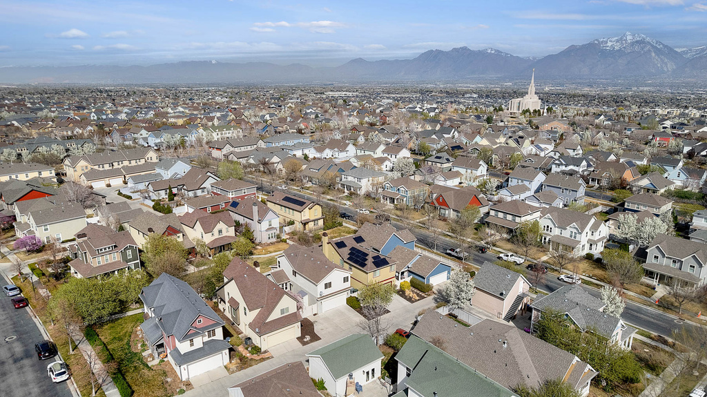 11097 S TOPVIEW RD South Jordan, UT 84009