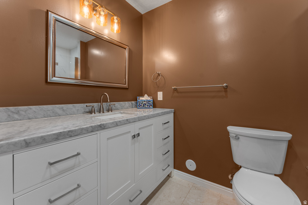 1447 E EDGECLIFF DR Sandy, UT 84092