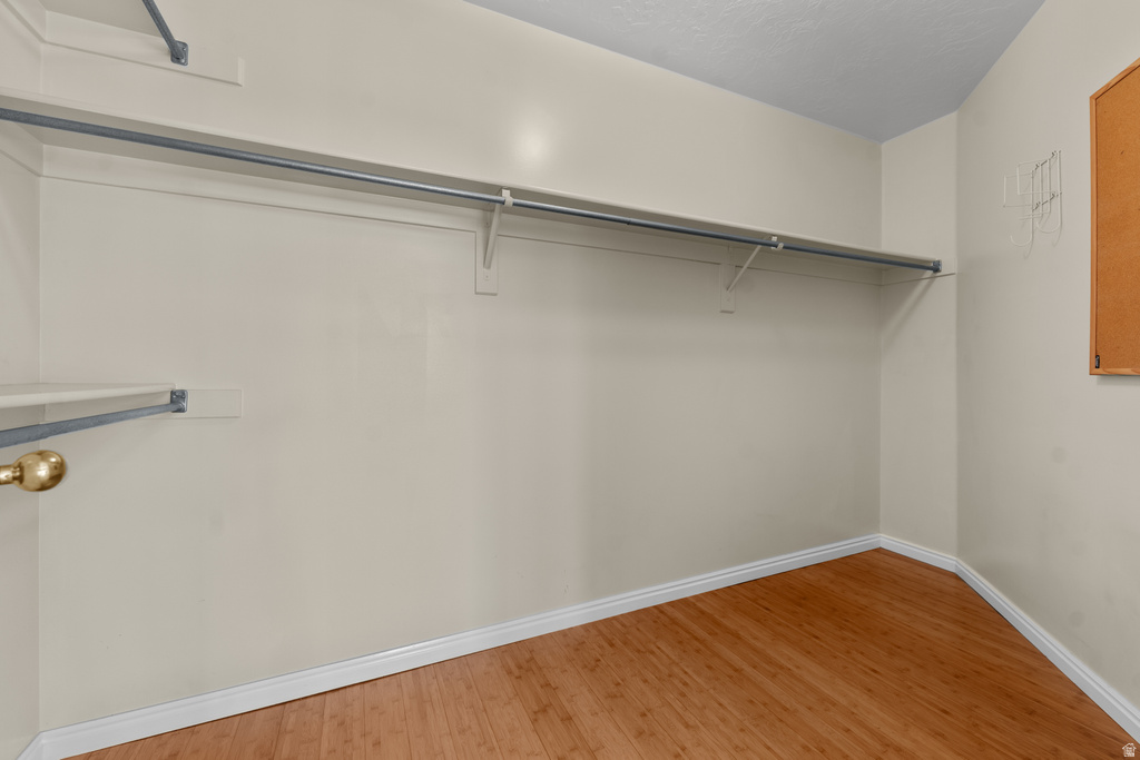 1447 E EDGECLIFF DR Sandy, UT 84092