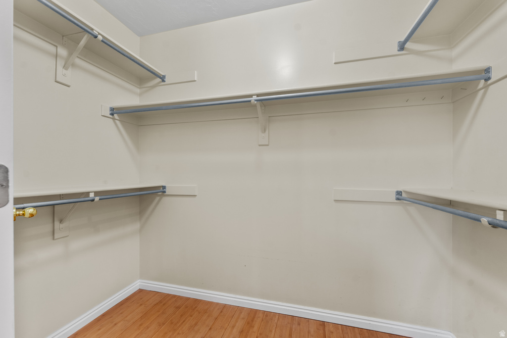 1447 E EDGECLIFF DR Sandy, UT 84092