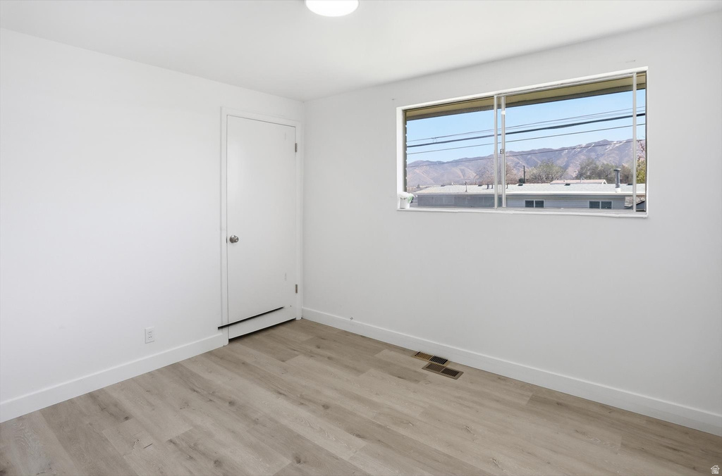 372 N OVERLAND Tooele, UT 84074