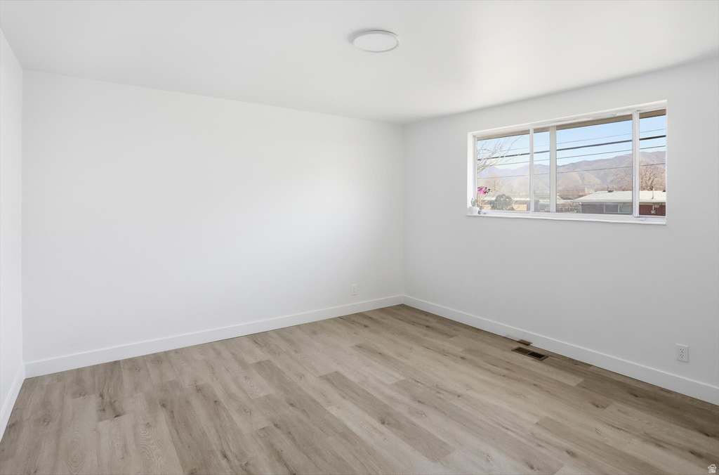 372 N OVERLAND Tooele, UT 84074