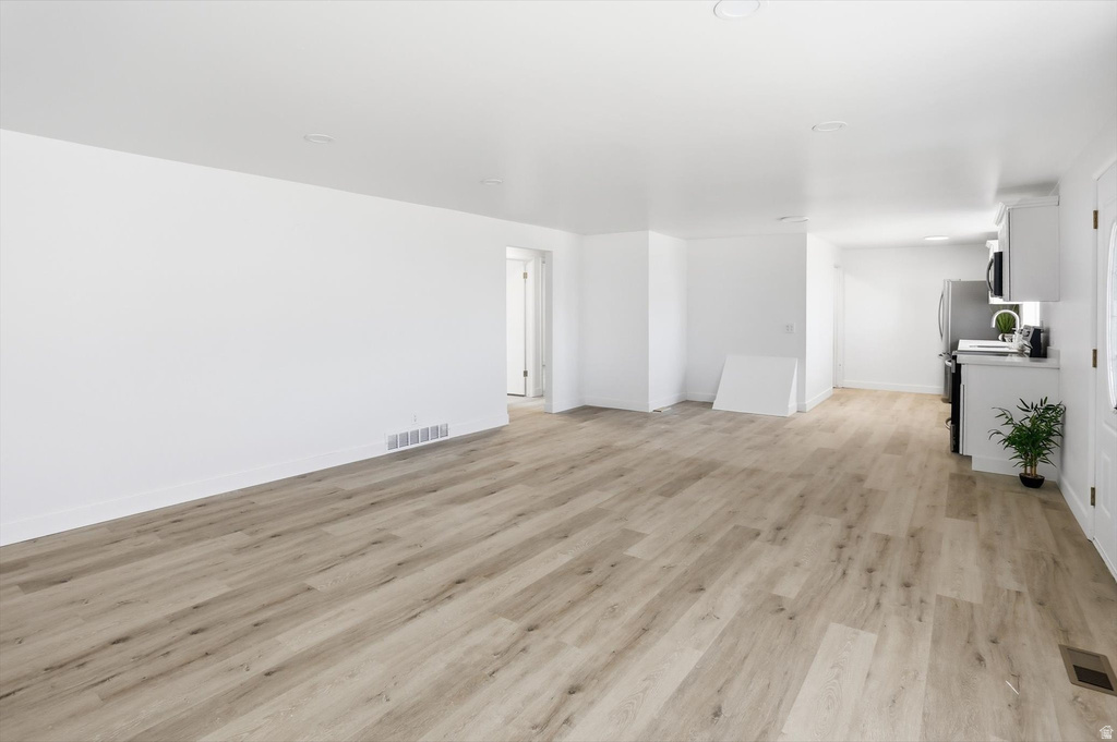 372 N OVERLAND Tooele, UT 84074