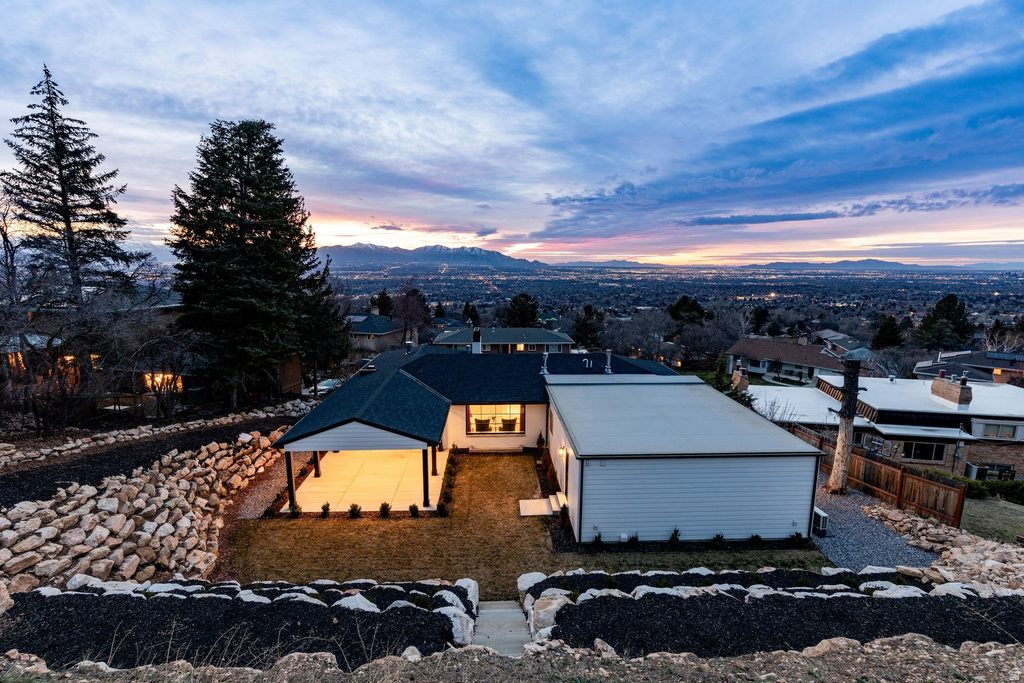 4605 S LEDGEMONT DR Salt Lake City, UT 84124