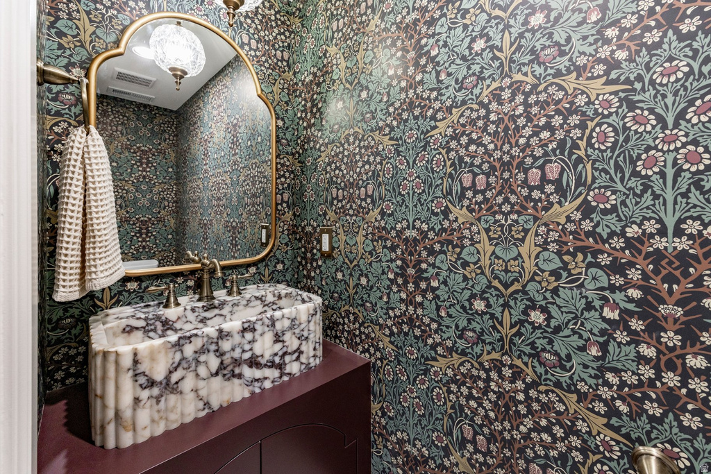 4605 S LEDGEMONT DR Salt Lake City, UT 84124