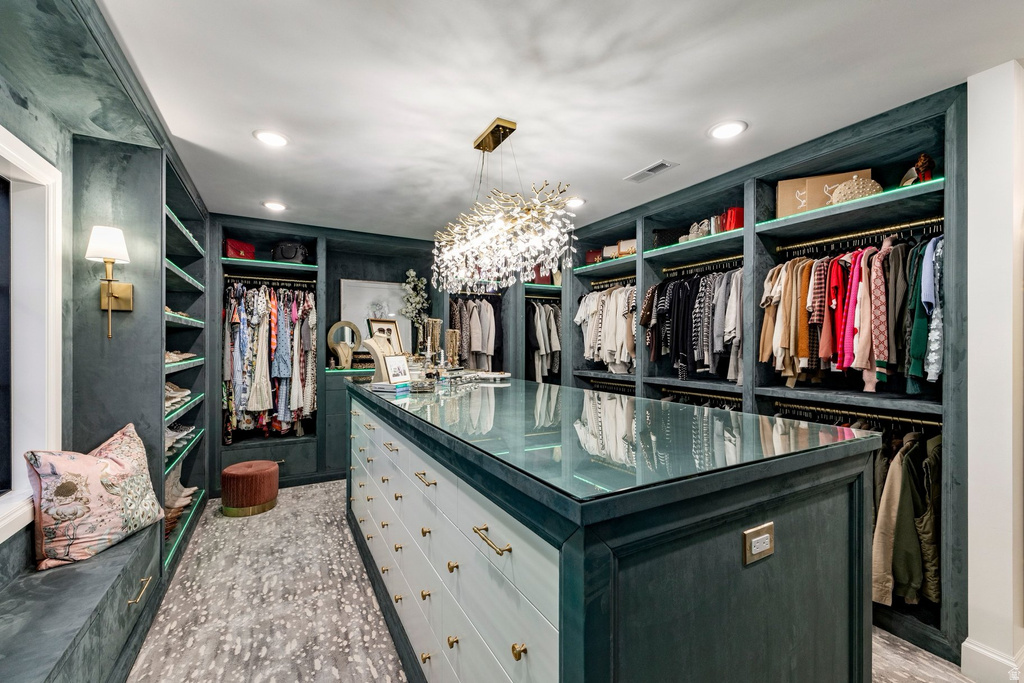 4605 S LEDGEMONT DR Salt Lake City, UT 84124