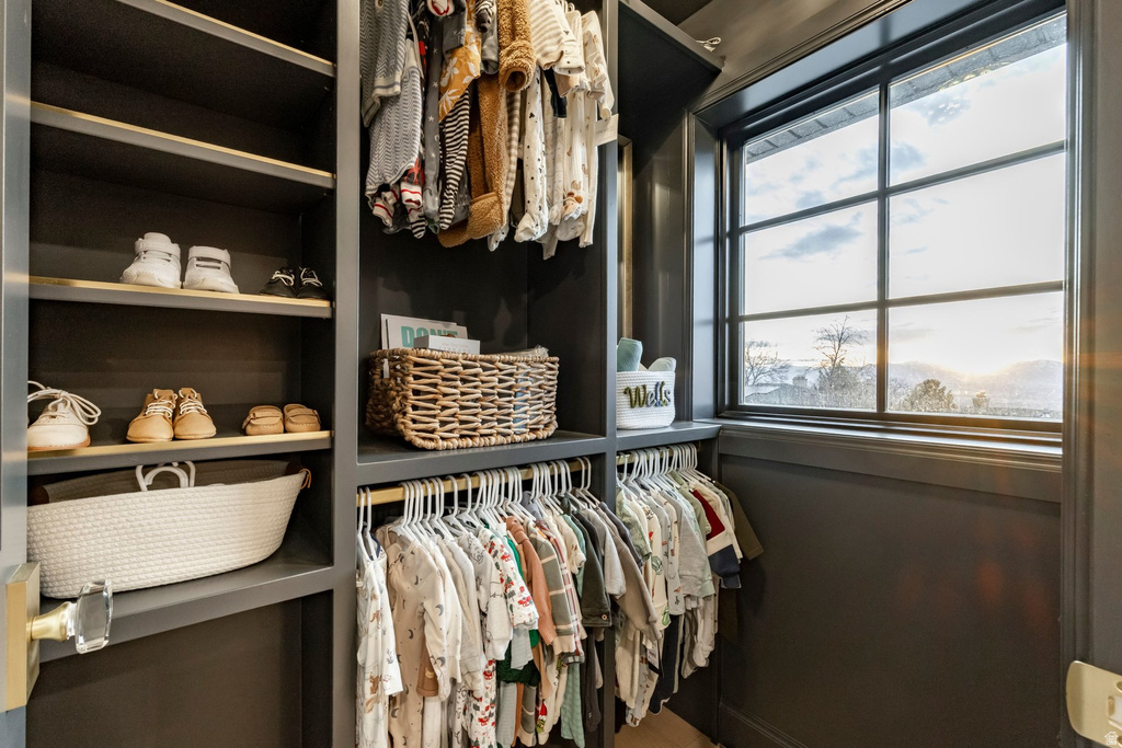 4605 S LEDGEMONT DR Salt Lake City, UT 84124