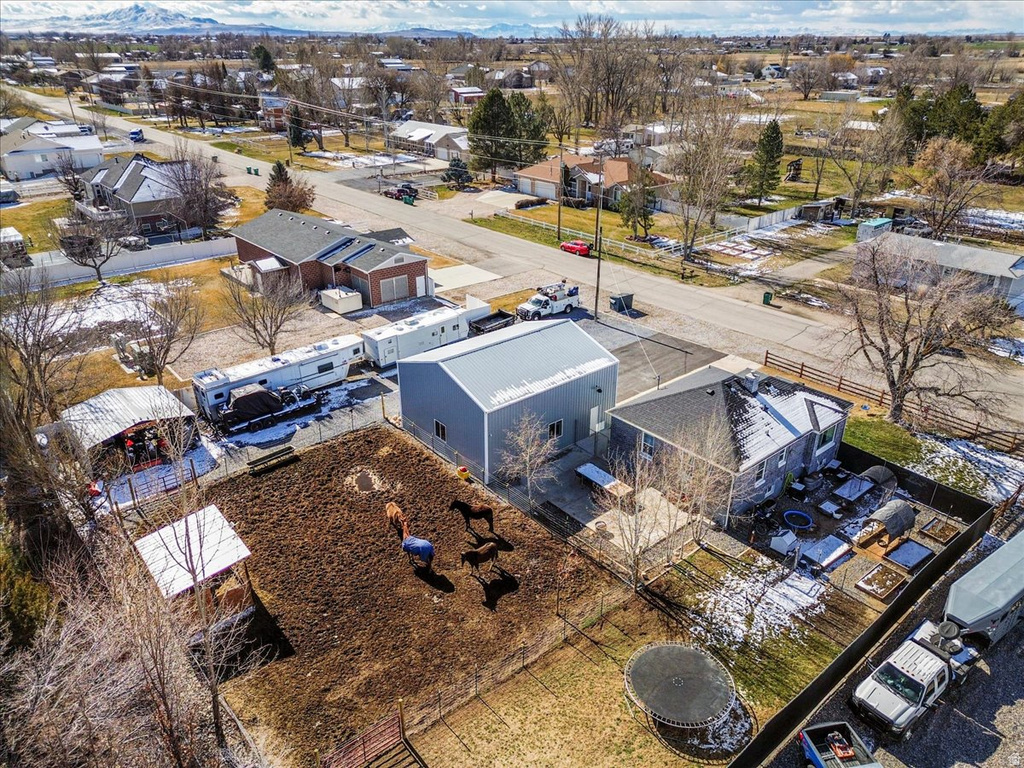 4608 S 6300 W Hooper, UT 84315