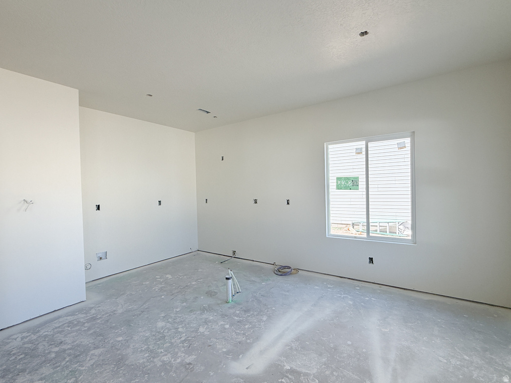 68 CEDAR LN Malad City, ID 83252