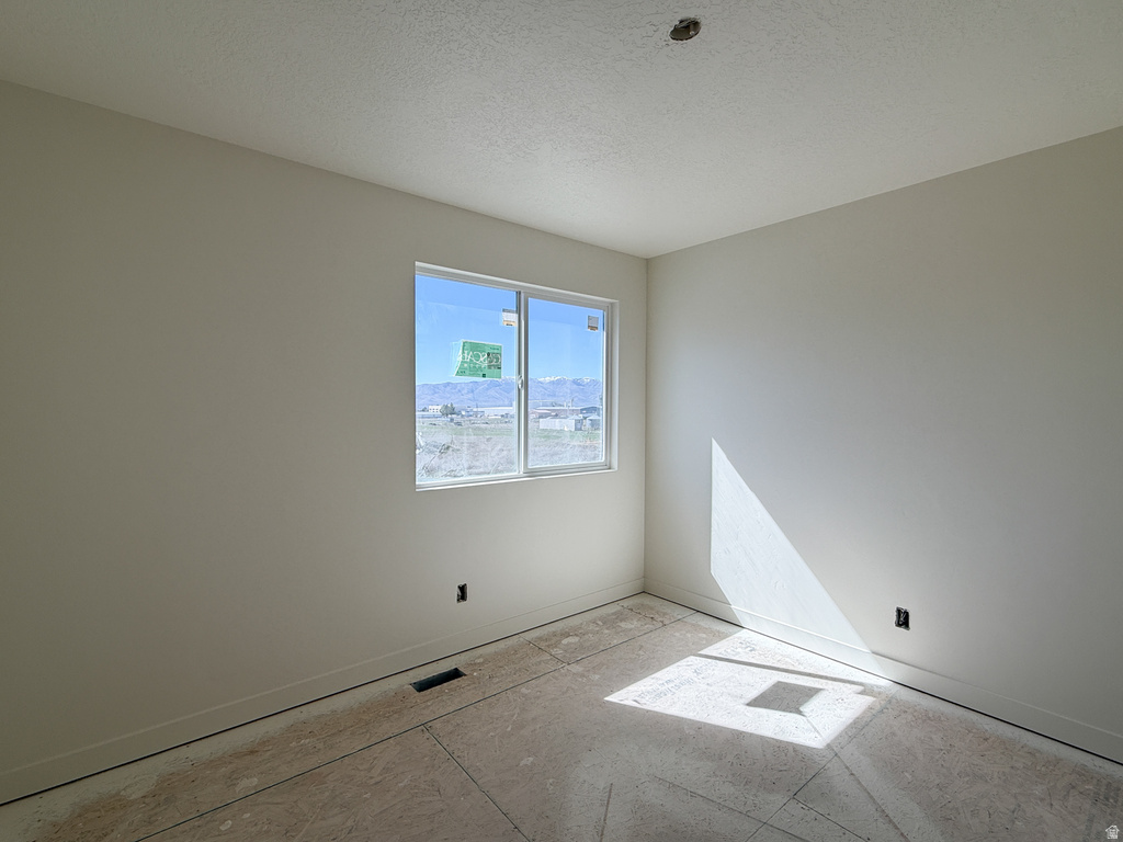 70 CEDAR LN Malad City, ID 83252