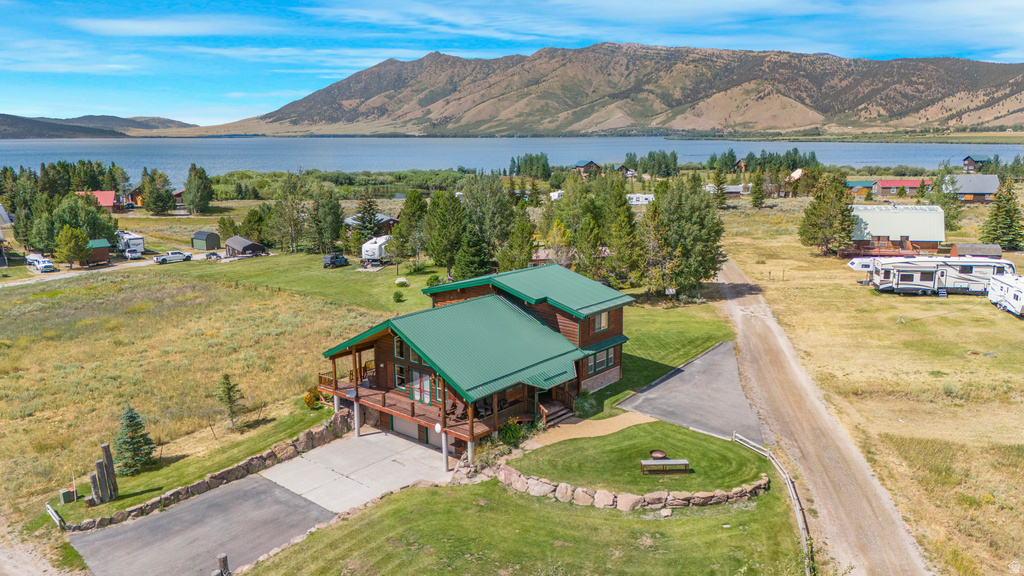 5085 TRUMPETER RD Island Park, ID 83429