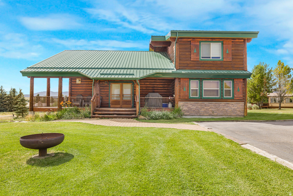 5085 TRUMPETER RD Island Park, ID 83429