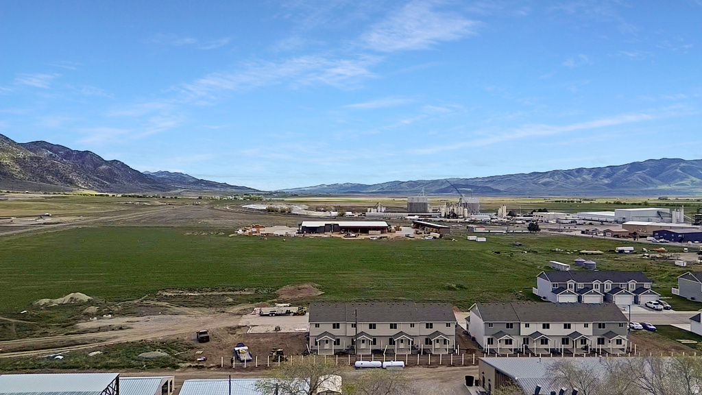 72 CEDAR LN Malad City, ID 83252