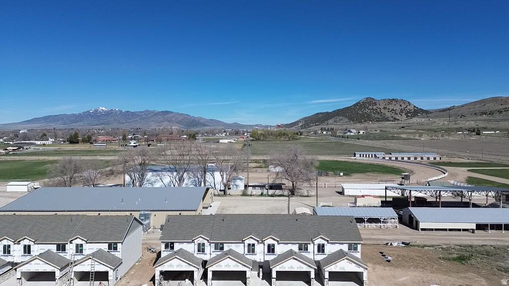 72 CEDAR LN Malad City, ID 83252