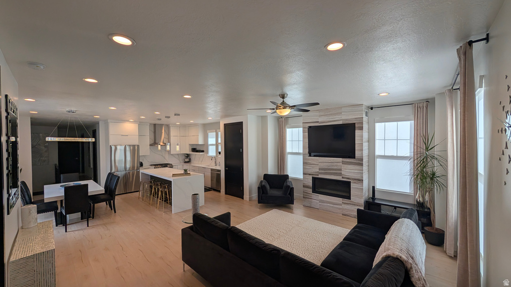 326 APRICOT GRV Kaysville, UT 84037