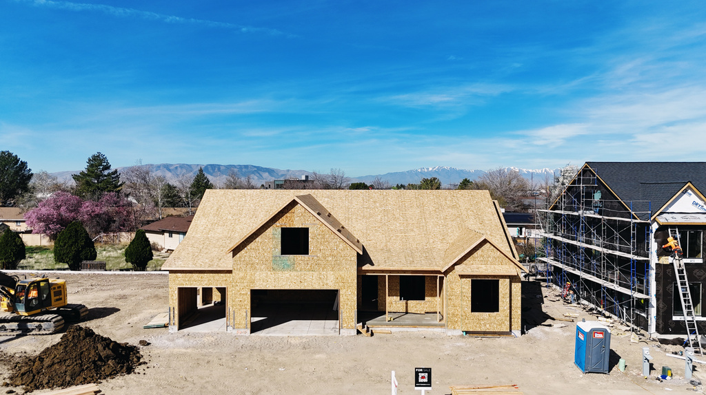 1548 N 275 W #2 Orem, UT 84057