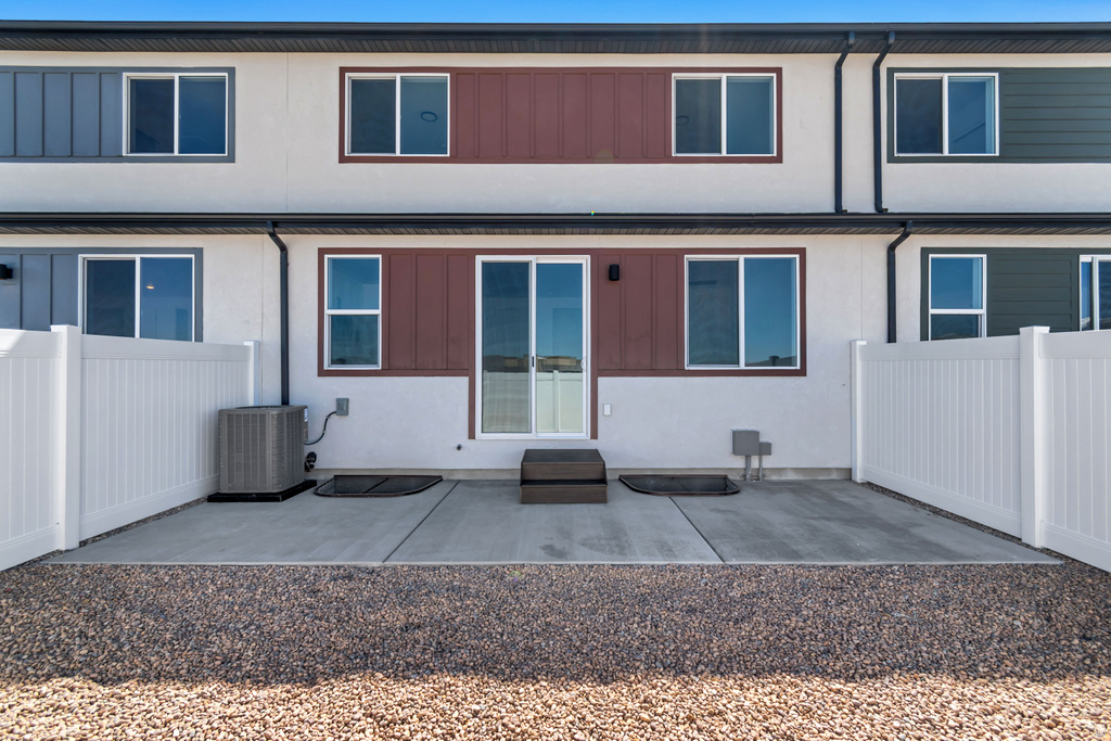 667 E RYEGRASS DR #302 Eagle Mountain, UT 84005