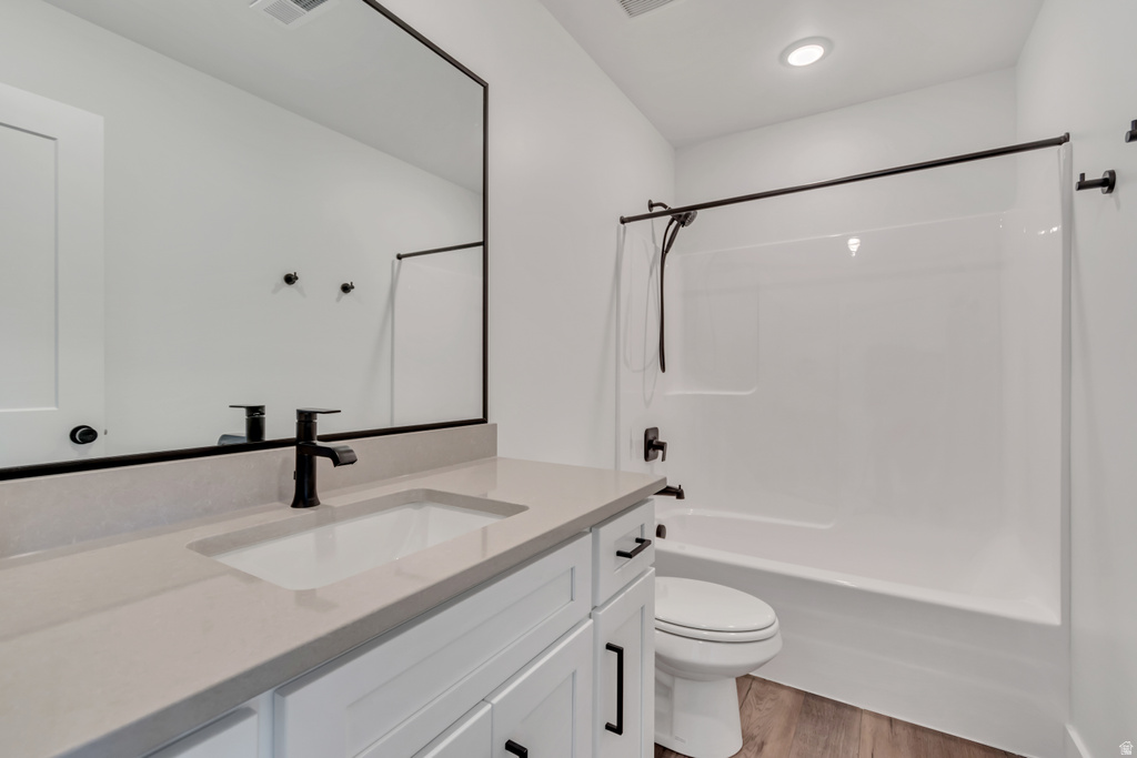 667 E RYEGRASS DR #302 Eagle Mountain, UT 84005