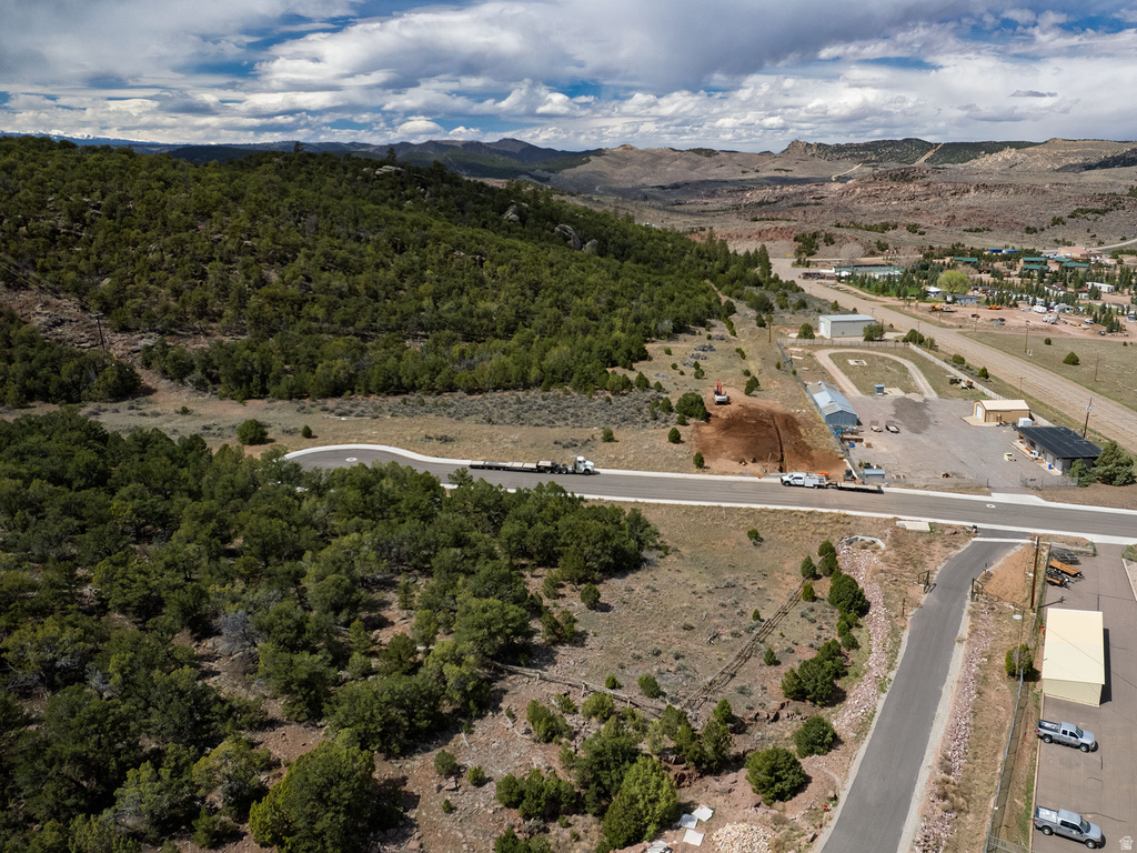102  KESTREL CIR Dutch John, UT 84023