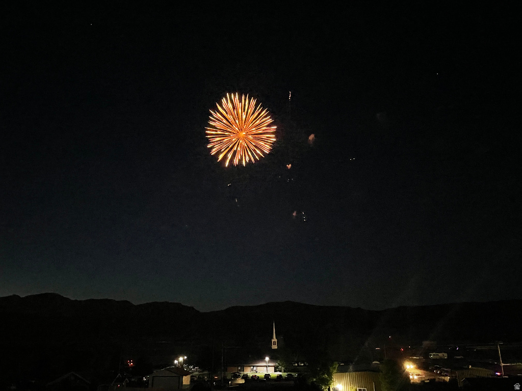 102  KESTREL CIR Dutch John, UT 84023