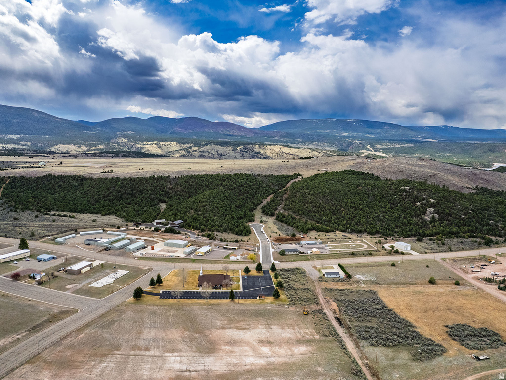102  KESTREL CIR Dutch John, UT 84023