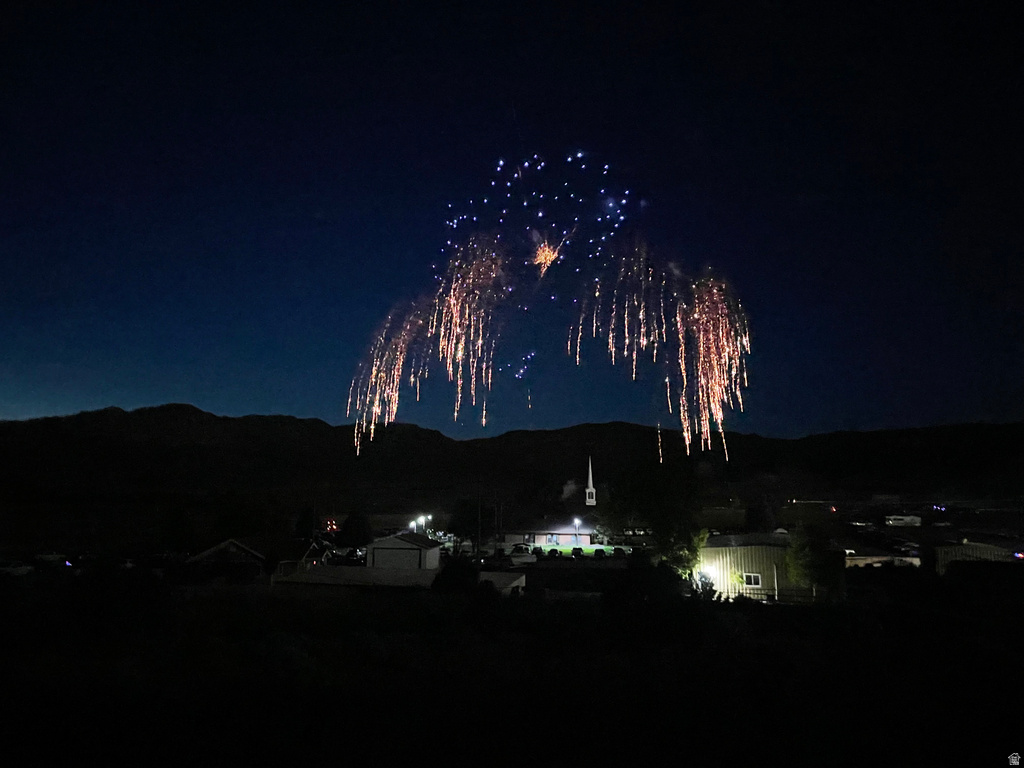 102  KESTREL CIR Dutch John, UT 84023