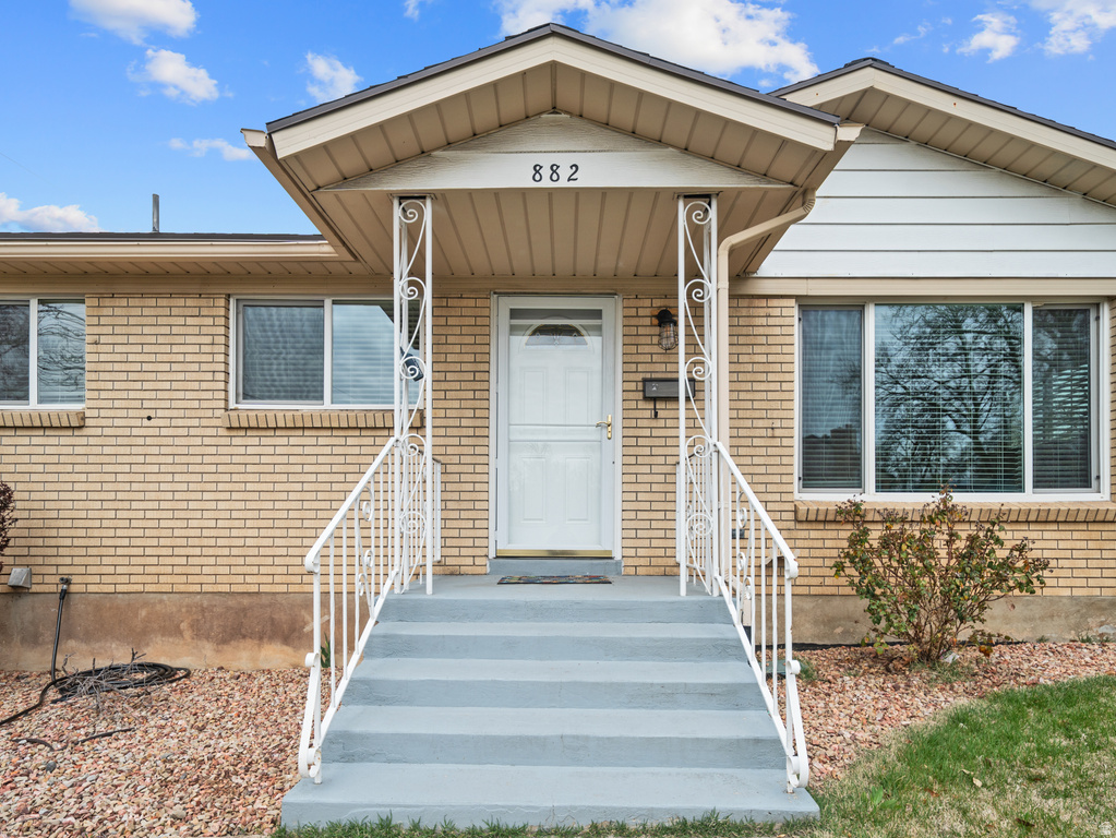 882 FRANKLIN ST Ogden, UT 84403