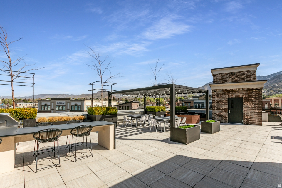 2240 E LANEY AVE #105 Holladay, UT 84117