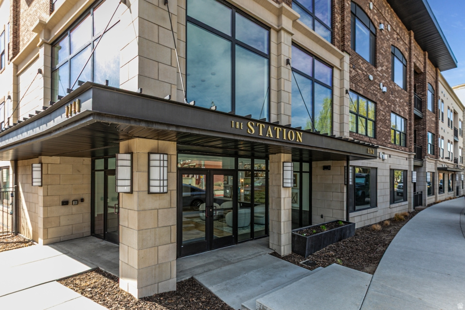 2240 E LANEY AVE #105 Holladay, UT 84117