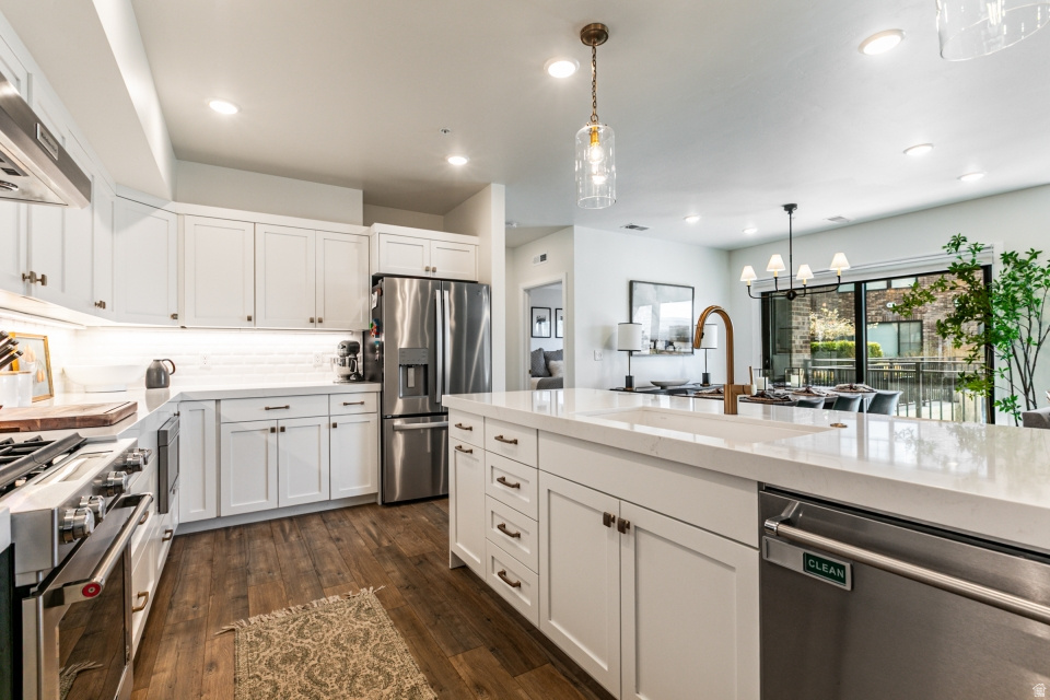 2240 E LANEY AVE #105 Holladay, UT 84117