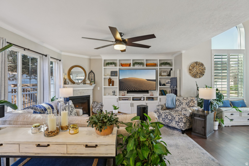 9101 S ENCHANTED OAK LN Sandy, UT 84094