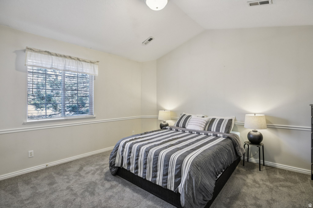 9101 S ENCHANTED OAK LN Sandy, UT 84094