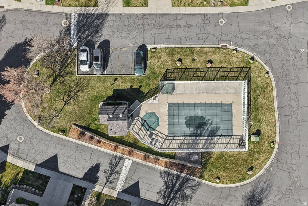 9101 S ENCHANTED OAK LN Sandy, UT 84094