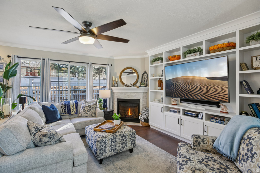 9101 S ENCHANTED OAK LN Sandy, UT 84094